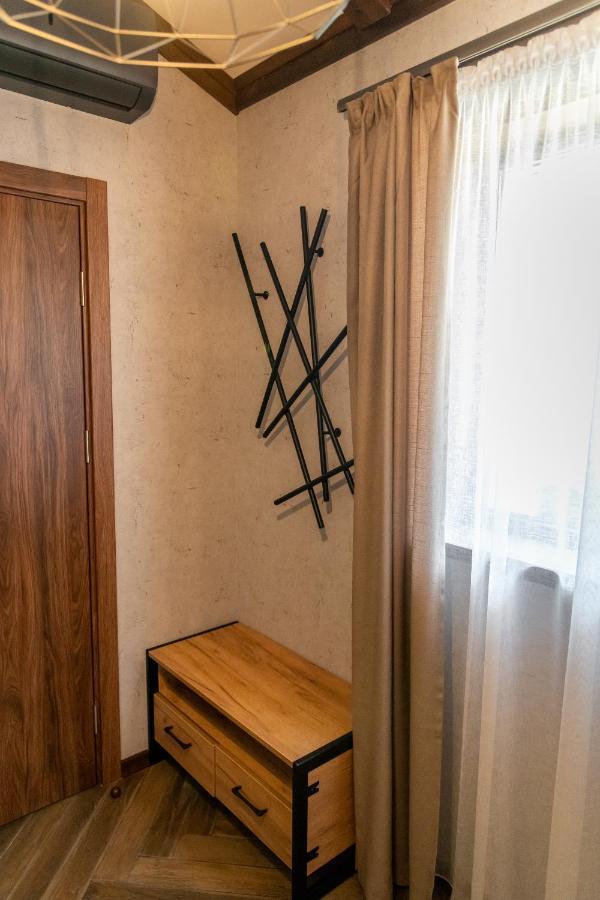 Hotel Hunters House Ezerets 外观 照片